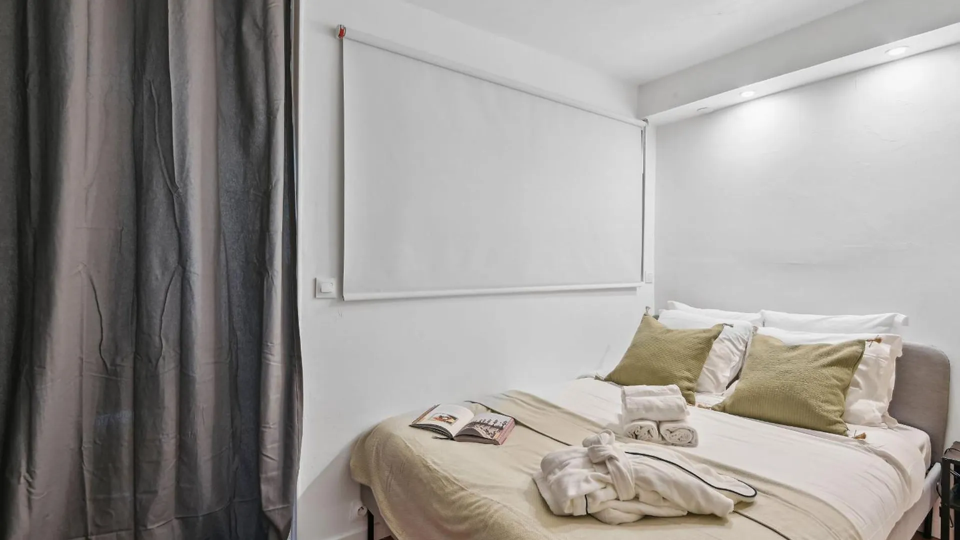 Bnbnova - Le Marais Paris Apartment
